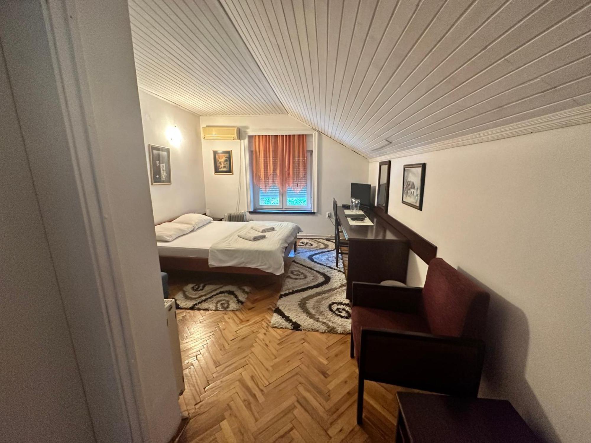Vila Regina Palić Extérieur photo